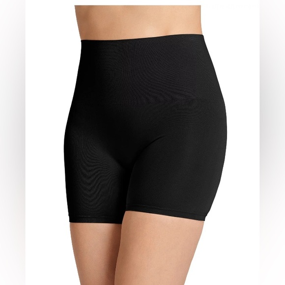 Jockey Essentials women’s seamfree slimming short; size: L, XXL - Picture 1 of 4